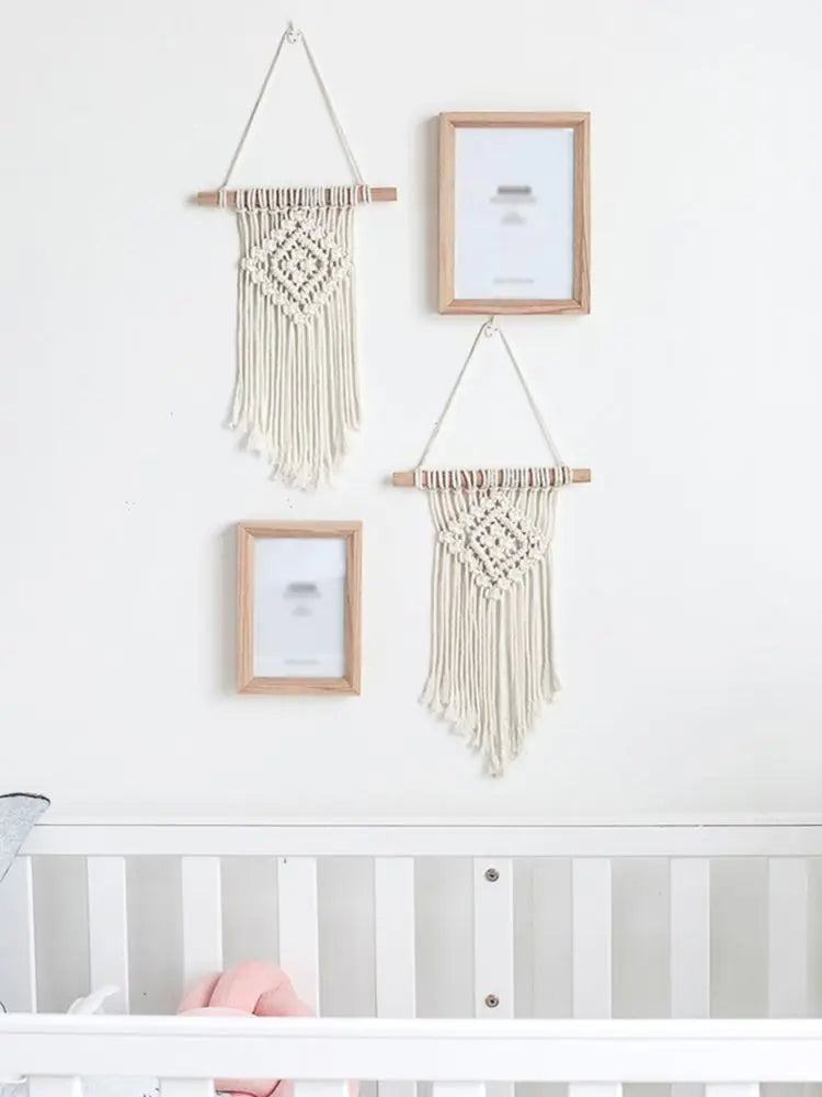 Hand-Woven Macrame Wall Hanging – Bohemian Cotton Tapestry