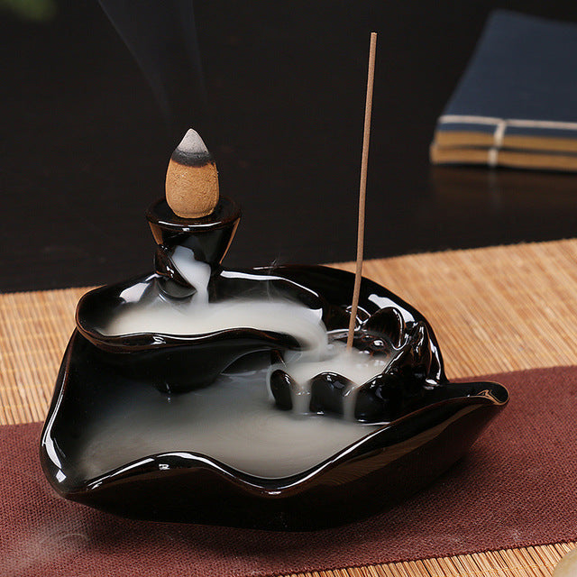 Ceramic Backflow Incense Burner – Zen Aromatherapy Decor for Home, Yoga, and Meditation