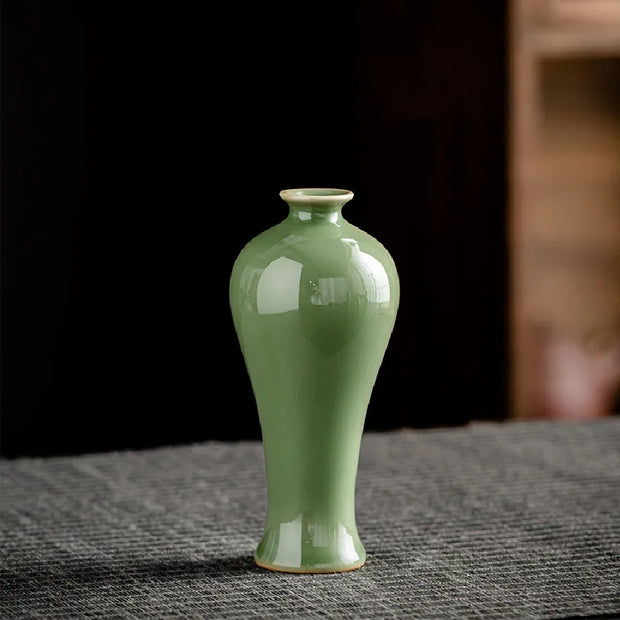 Small Ceramic Tabletop Vase – Minimalist Home Decor