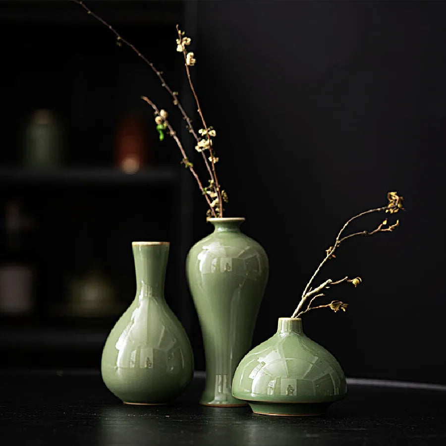 Small Ceramic Tabletop Vase – Minimalist Home Decor