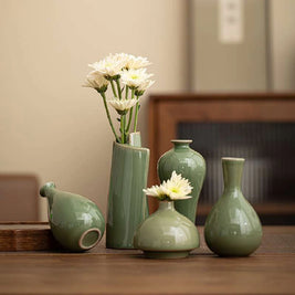 Small Ceramic Tabletop Vase – Minimalist Home Decor